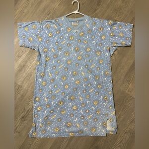 Vintage 100% Cotton One Size Fits Most Basic Editions Light Blue Celestial Tee